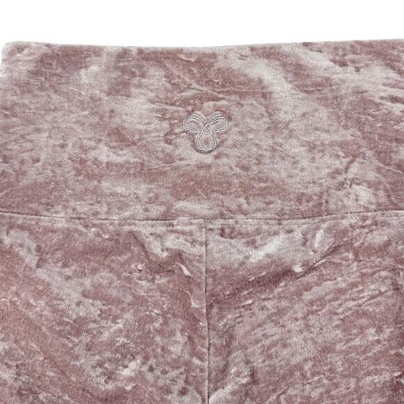 Aritzia Tna Atmosphere Velvet Biker Short In Wistful Mauve Size XS - Picture 8 of 8